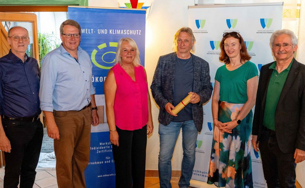 6 Personen bei der ÖKOPROFIT Auszeichnung
